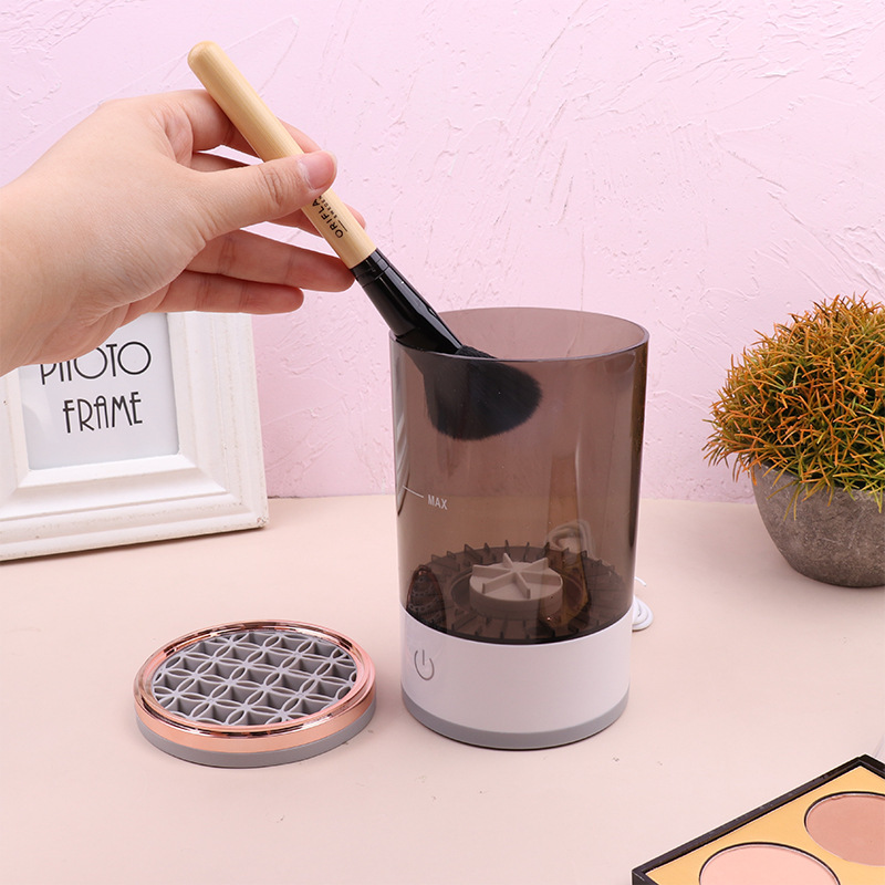 Nettoyeur rechargeable pour pinceaux de maquillage